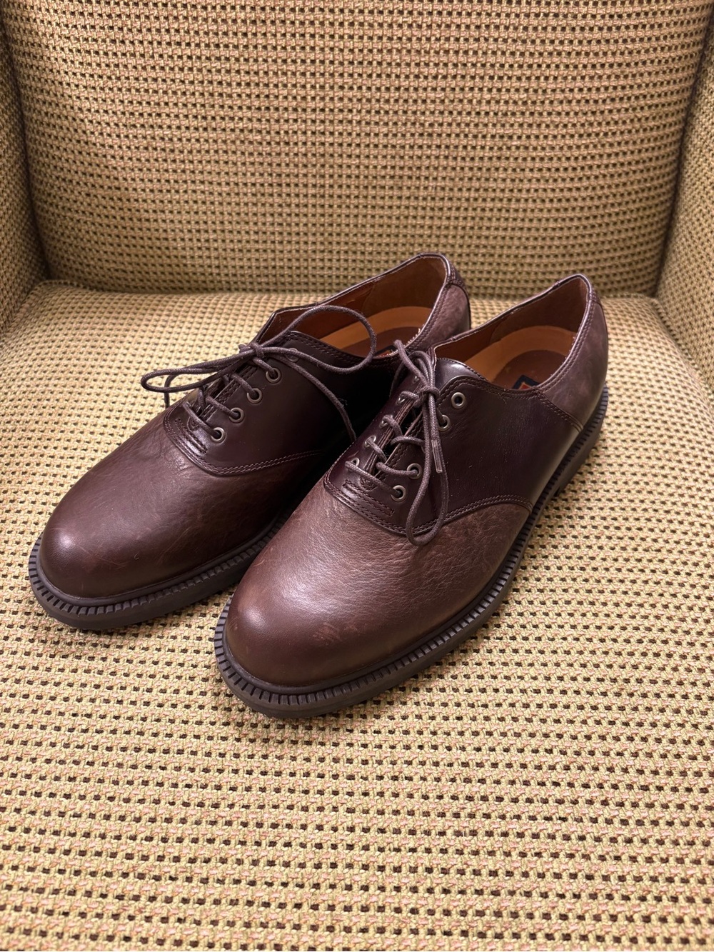 Men’s Preppy Sperry Top-Sider brown leather oxford shoes lugged rubber sole 10